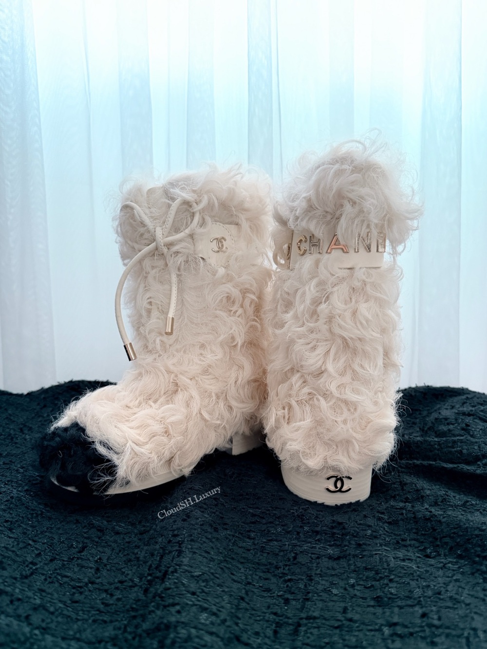 Auth Chanel G38107 Shearling Sheepskin High Boots White Black - Size 35.5